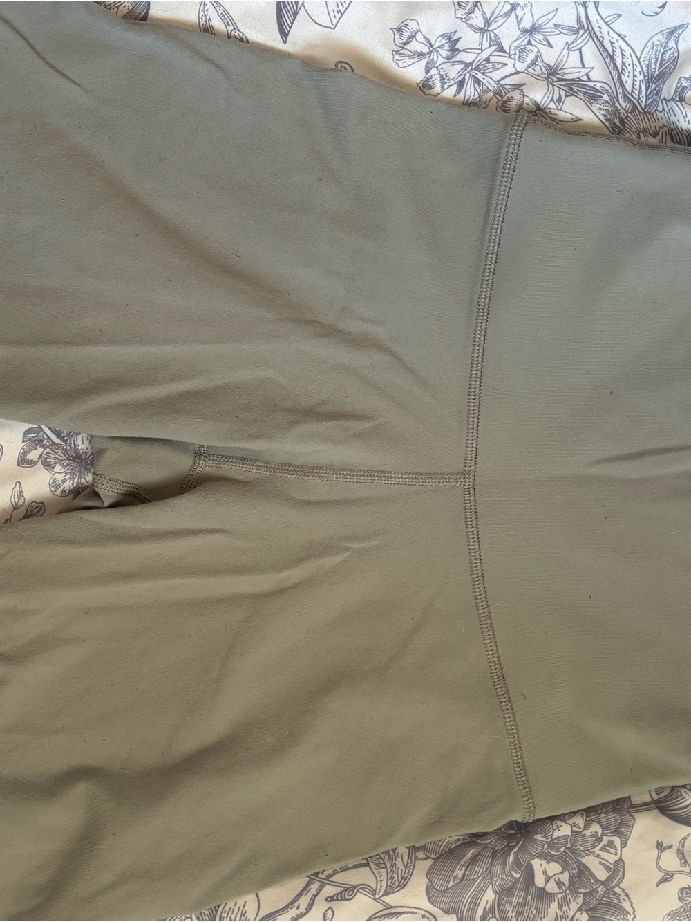 TNA High-Waist Shorts in Olive Green